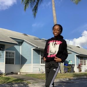 Meet your Posher, Satya